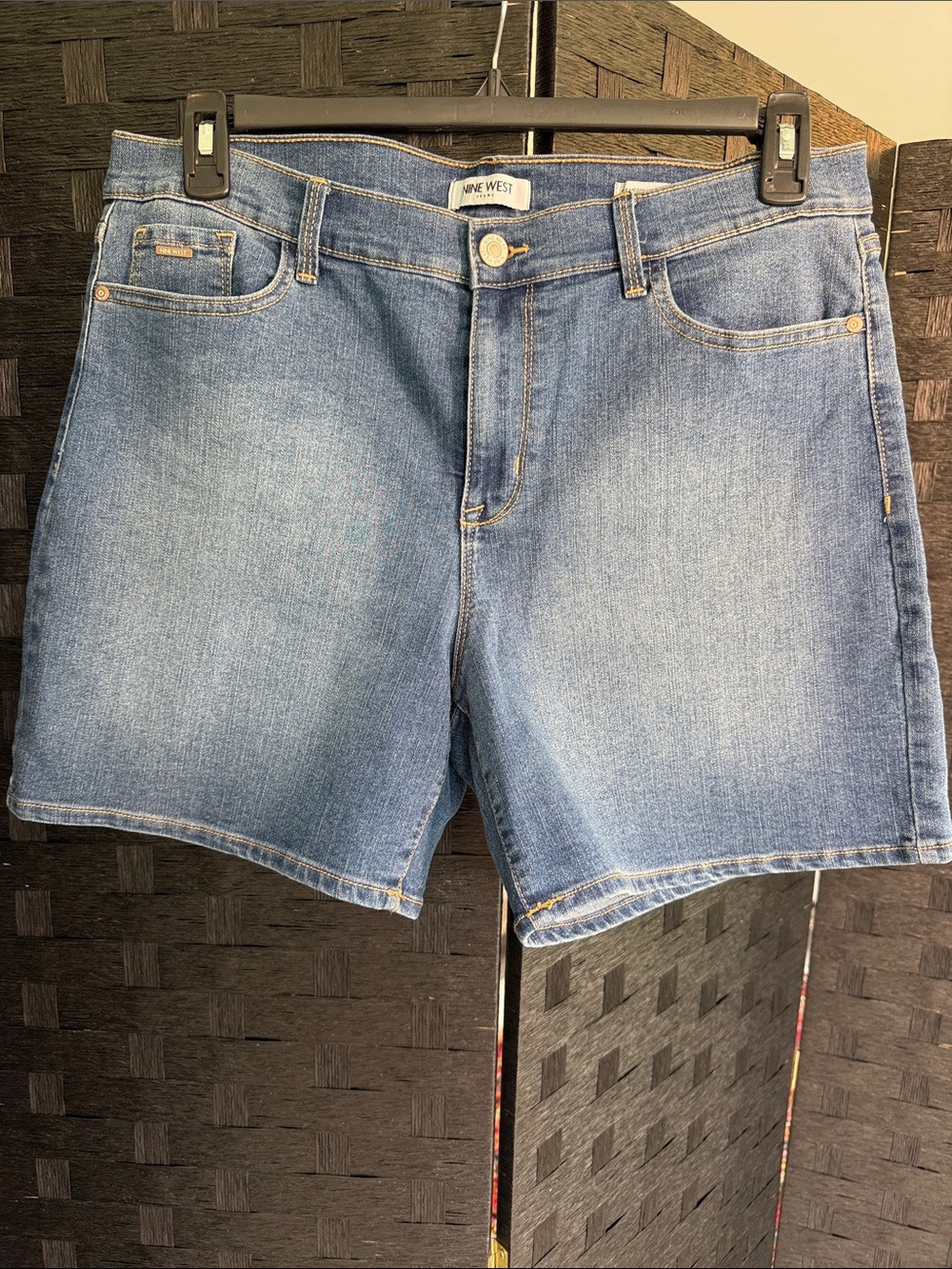Nine West Blue Denim Jeans with Gold Stitching Size 16